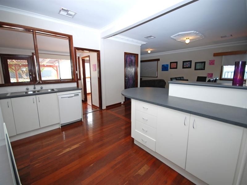 34 Albany Highway, Williams WA 6391