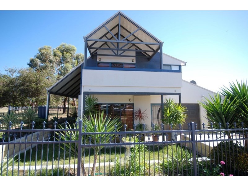 2 Watt Street, Narrogin WA 6312