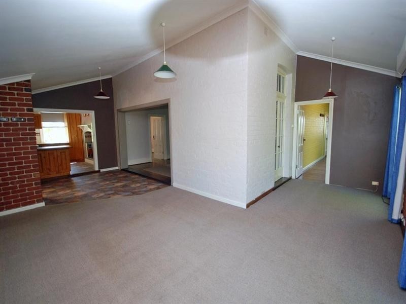 56 Ensign Street, Narrogin WA 6312