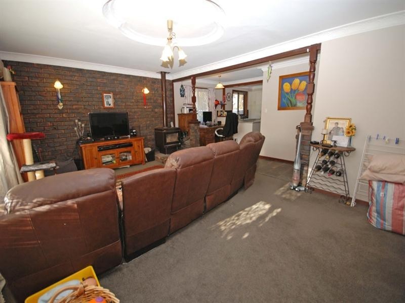 9 Narrakine Road, Narrogin WA 6312