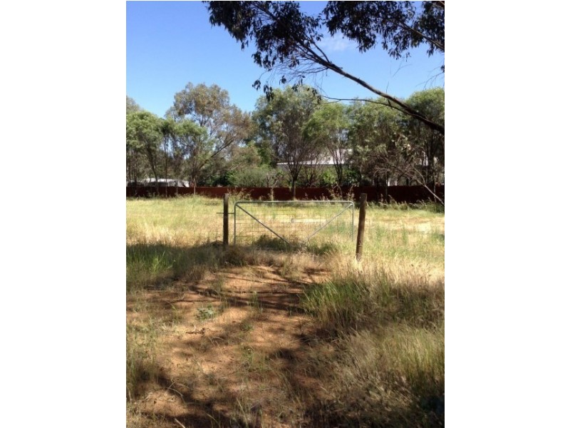 33 RUSSELL Street, Cuballing WA 6311