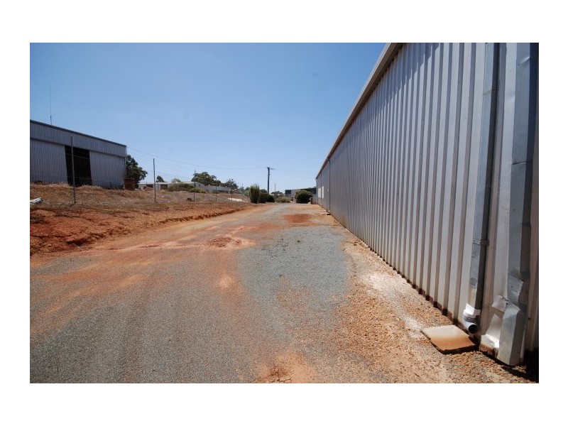 41 Stewart Street, Narrogin WA 6312