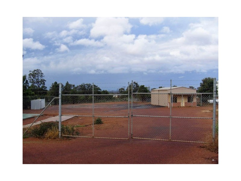 27 Stewart Road, Narrogin WA 6312