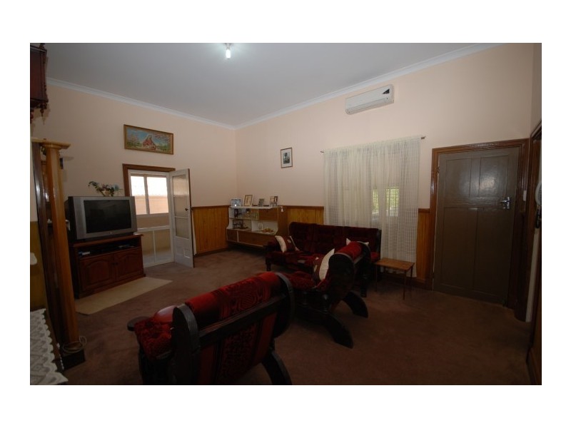 37 Furnival Street, Narrogin WA 6312