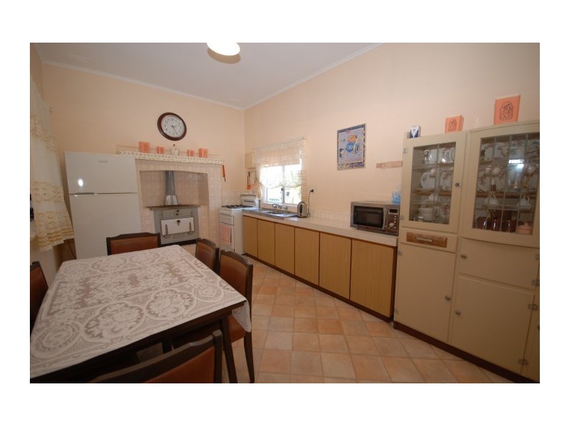 37 Furnival Street, Narrogin WA 6312
