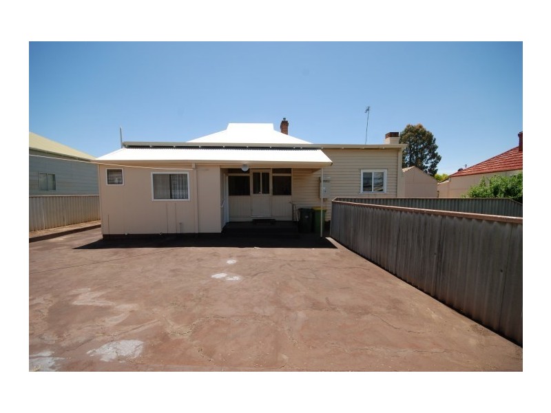 37 Furnival Street, Narrogin WA 6312