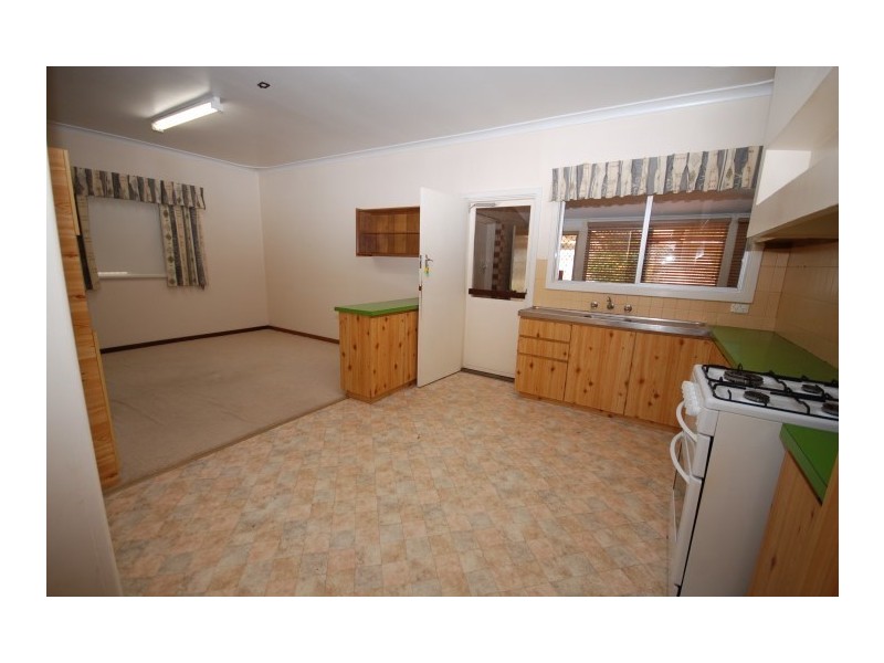 81 Ensign Street, Narrogin WA 6312