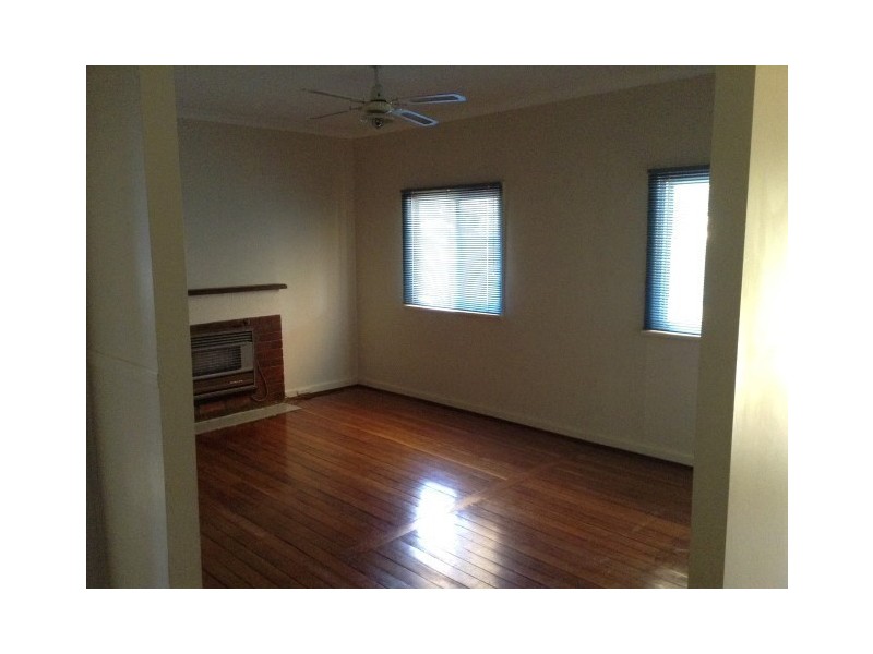 17 Falcon Street, Narrogin WA 6312