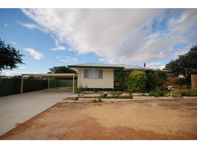 83 Northwood Street, Narrogin WA 6312