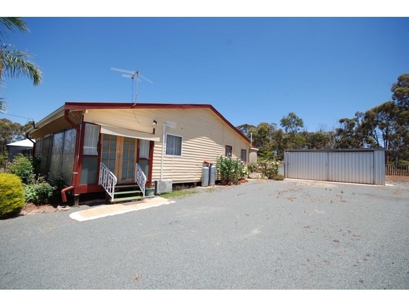 5 Wilson Street, Highbury WA 6313