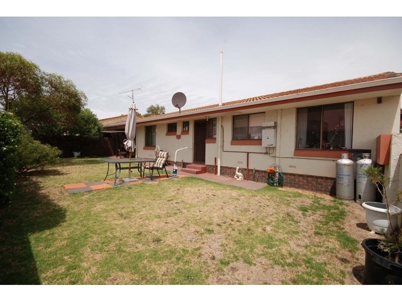 1/111 Clayton Road, Narrogin WA 6312