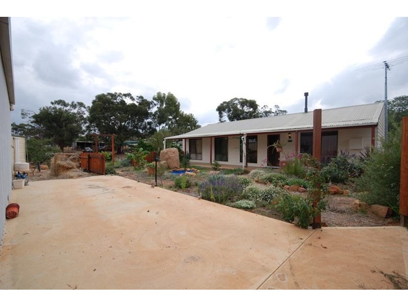 80 Herald Street, Narrogin WA 6312