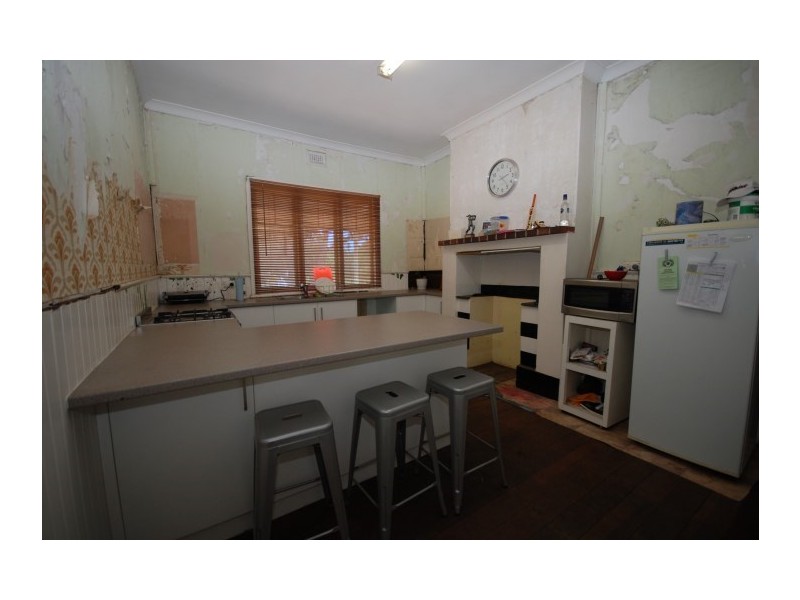 17 Felspar Street, Narrogin WA 6312