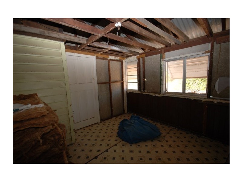 17 Felspar Street, Narrogin WA 6312