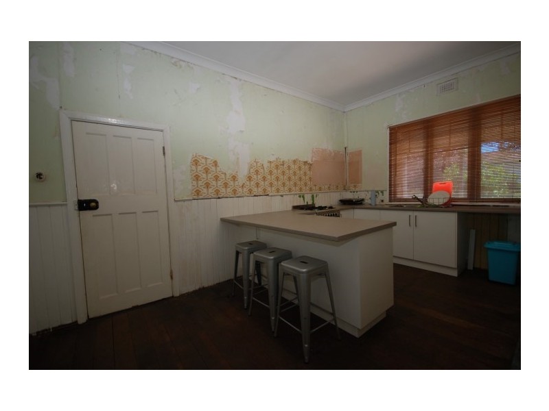 17 Felspar Street, Narrogin WA 6312