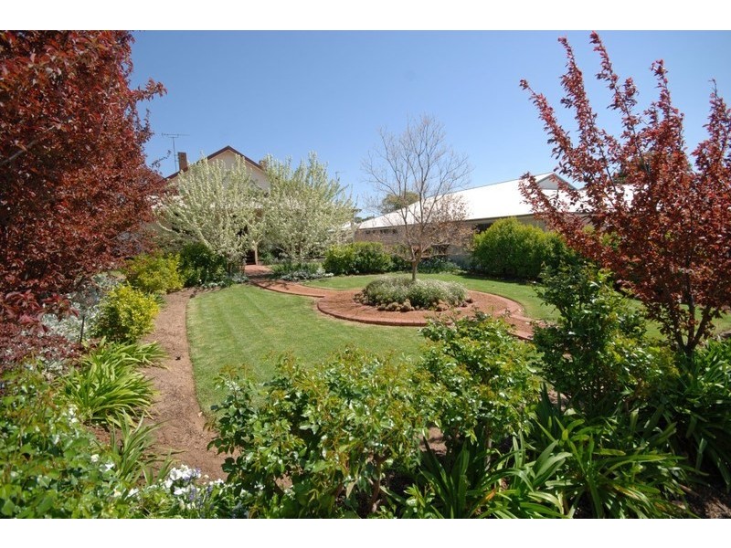 28 Daglish Street, Narrogin WA 6312