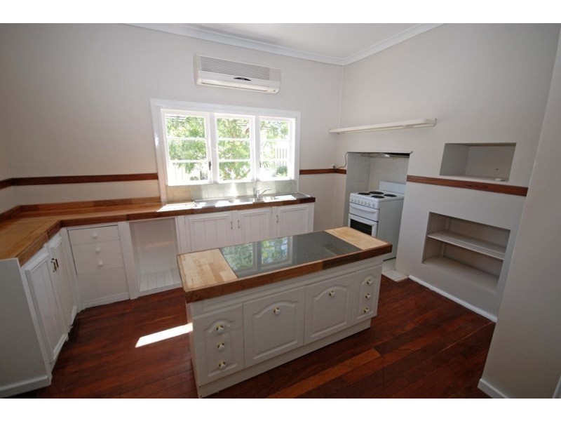 8 Urban Street, Wagin WA 6315