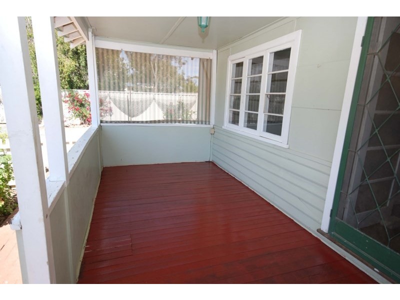 8 Urban Street, Wagin WA 6315