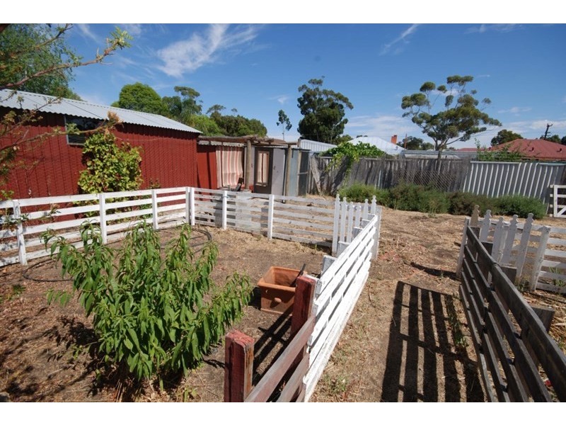 8 Urban Street, Wagin WA 6315