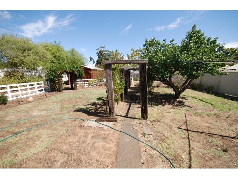 8 Urban Street, Wagin WA 6315