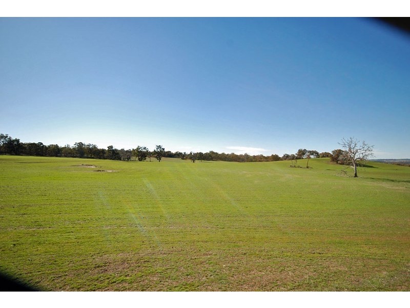 213 Schoolars Road, Cuballing WA 6311