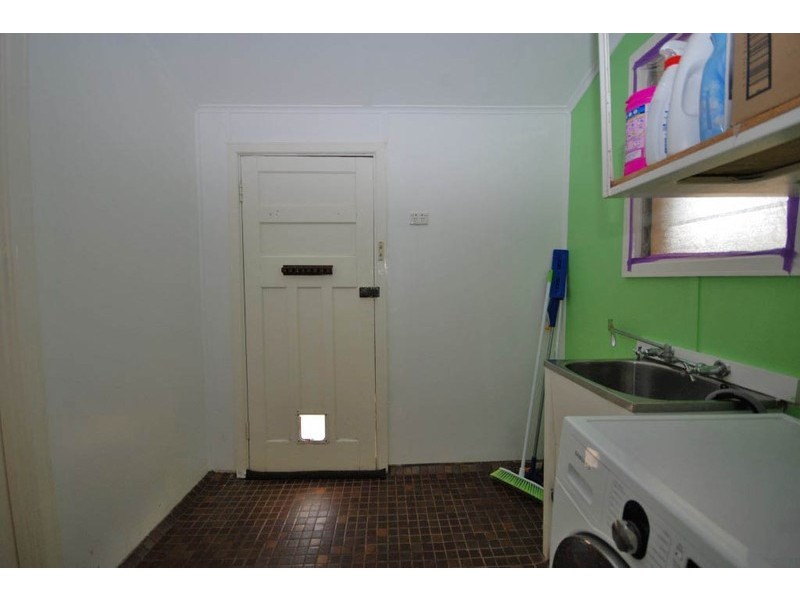 13 Lock Street, Narrogin WA 6312