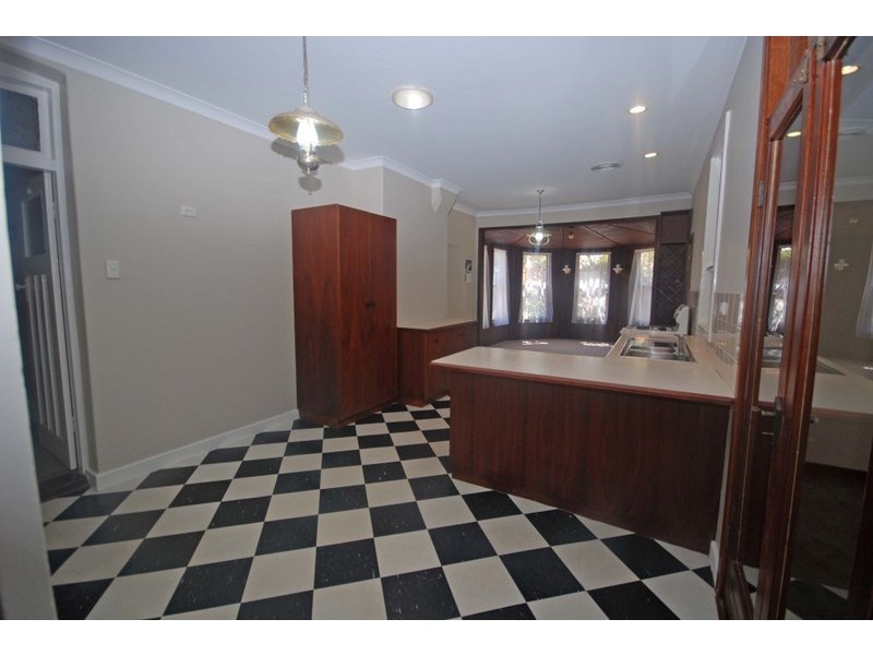 21 Furnival Street, Narrogin WA 6312