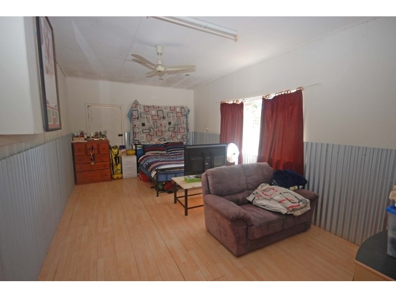 14 and 16 Sirdar Street, Wagin WA 6315