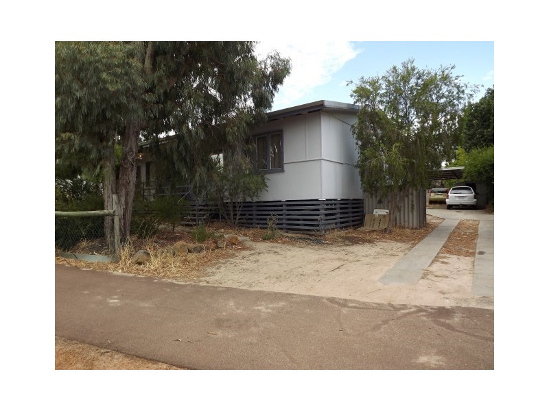 86a and 86b Northwood, Narrogin WA 6312
