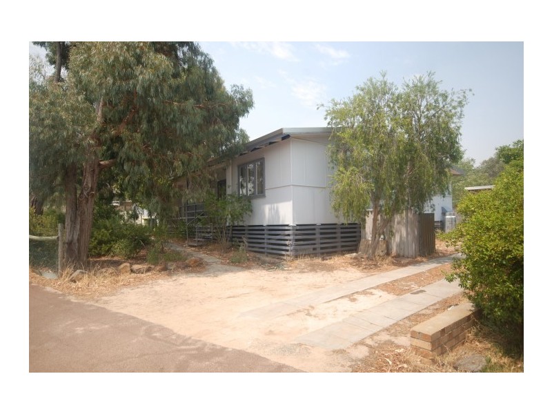 86a and 86b Northwood, Narrogin WA 6312