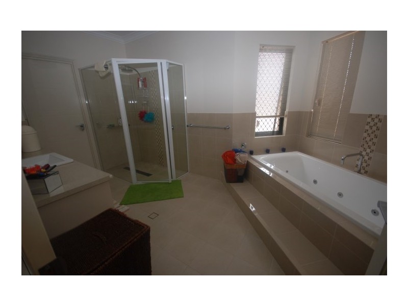 187 Narrakine Road, Narrogin WA 6312