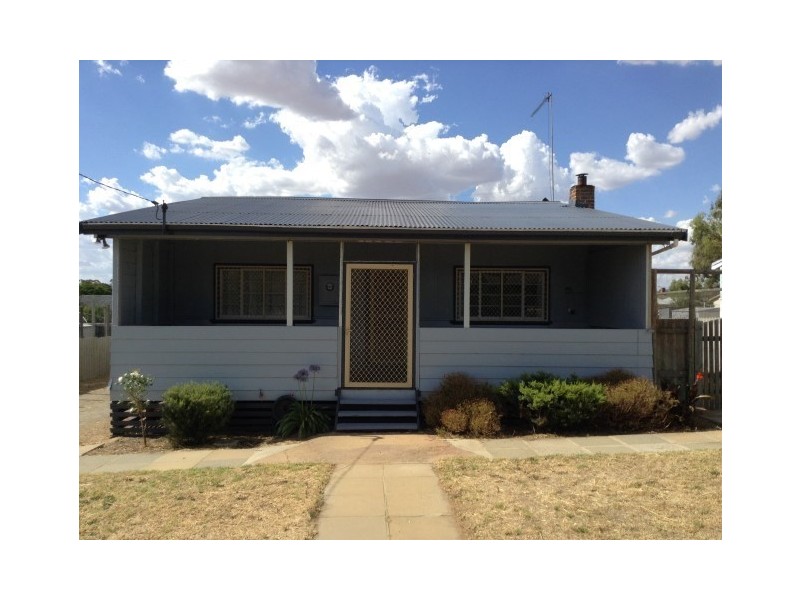 77 Fox Street, Narrogin WA 6312