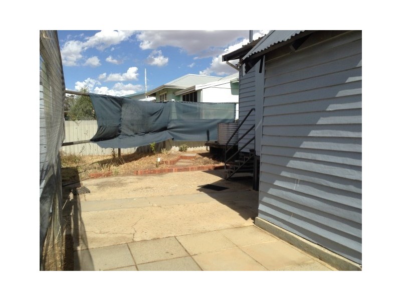 77 Fox Street, Narrogin WA 6312