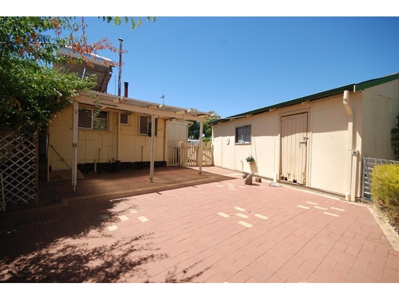 32 Northwood Street, Narrogin WA 6312