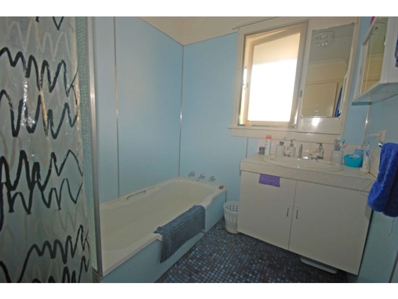 20 Andrews Street, Narrogin WA 6312