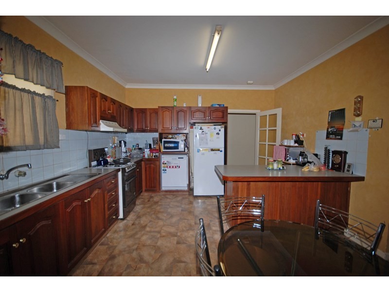 21 Gray Street, Narrogin WA 6312