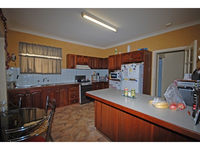 21 Gray Street, Narrogin WA 6312
