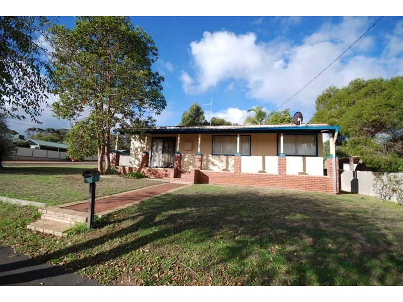 21 Gray Street, Narrogin WA 6312