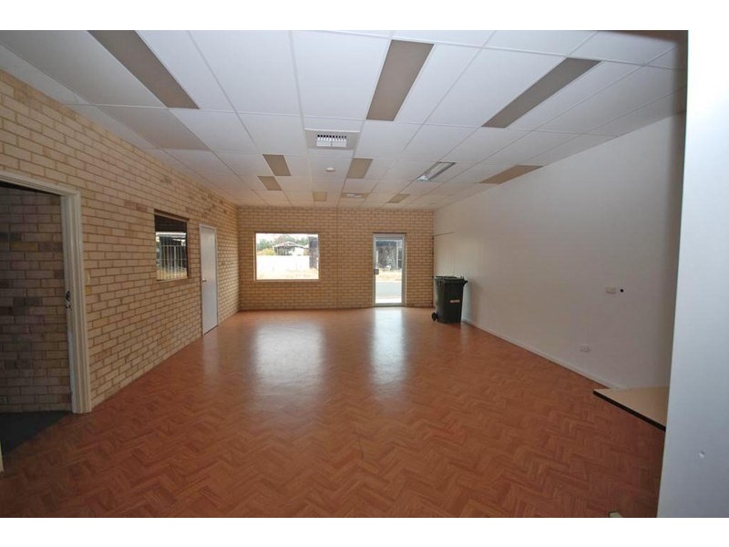 12 Ensign Street, Narrogin WA 6312