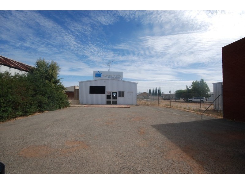 12 Ensign Street, Narrogin WA 6312