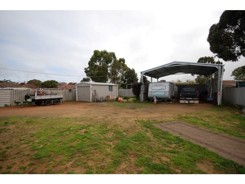 69 Fox Street, Narrogin WA 6312