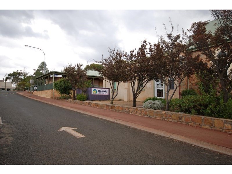 31 Fortune Street, Narrogin WA 6312