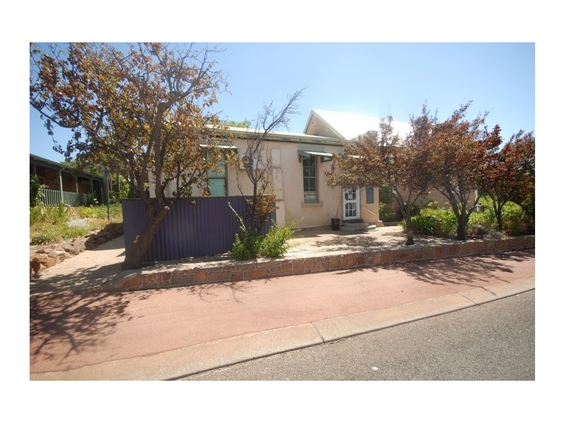 31 Fortune Street, Narrogin WA 6312