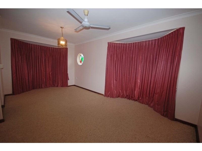 13 Jersey Street, Narrogin WA 6312