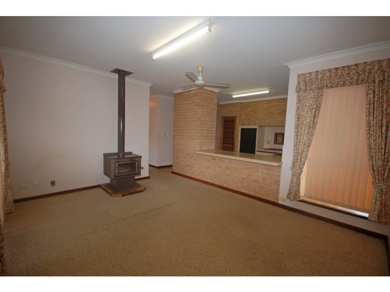 13 Jersey Street, Narrogin WA 6312