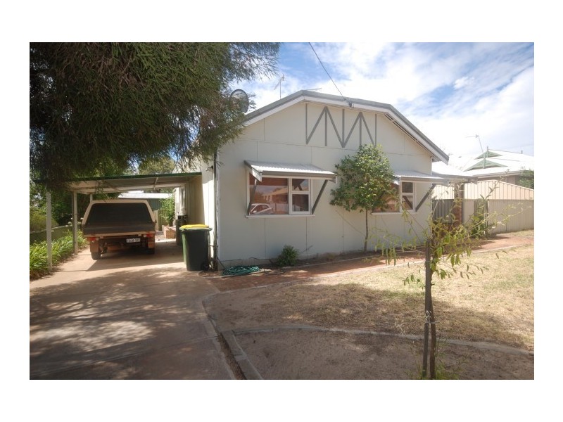 21 Hansard Street, Narrogin WA 6312
