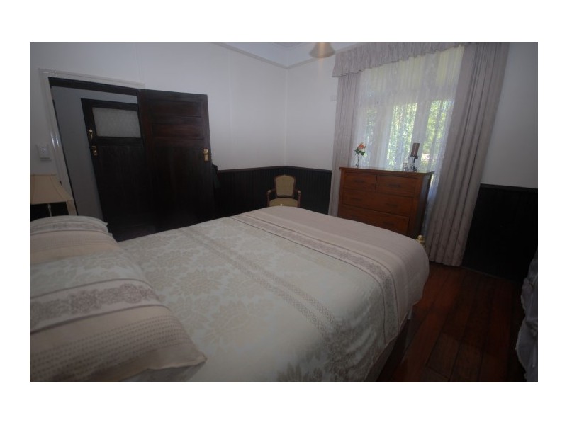 6 Lock Street, Narrogin WA 6312