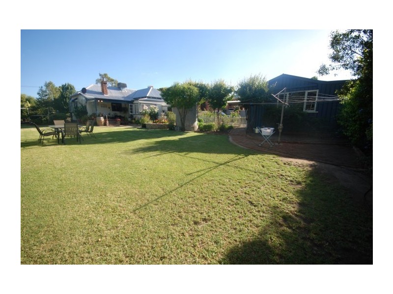 6 Lock Street, Narrogin WA 6312