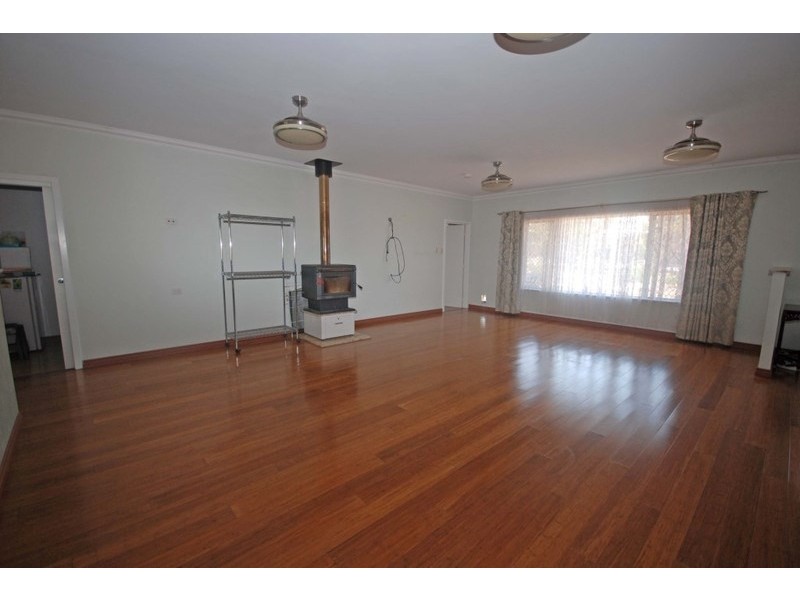 9 Kitchener Street, Wagin WA 6315