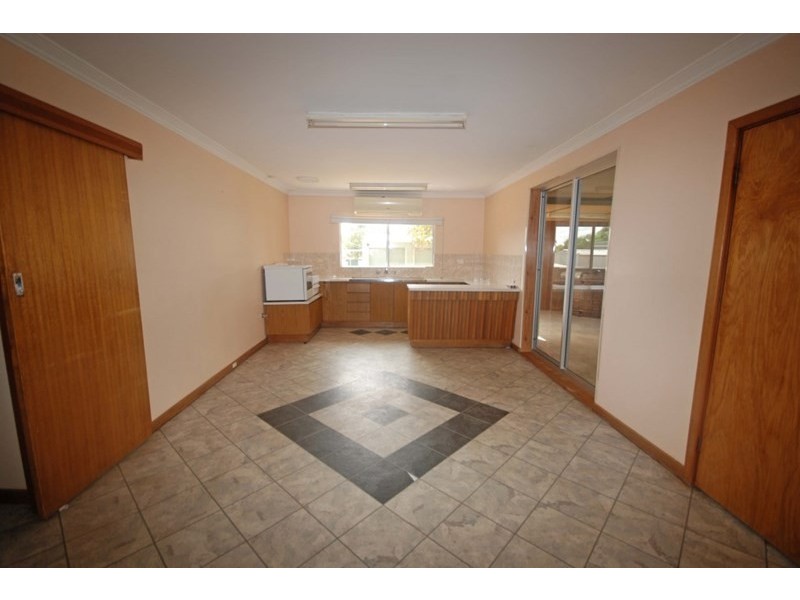 79 Narrakine Road, Narrogin WA 6312